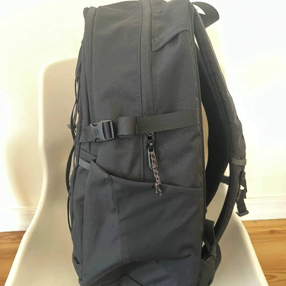 Fjallraven Black Backpack with Red Emblem - Picture 4 of 5